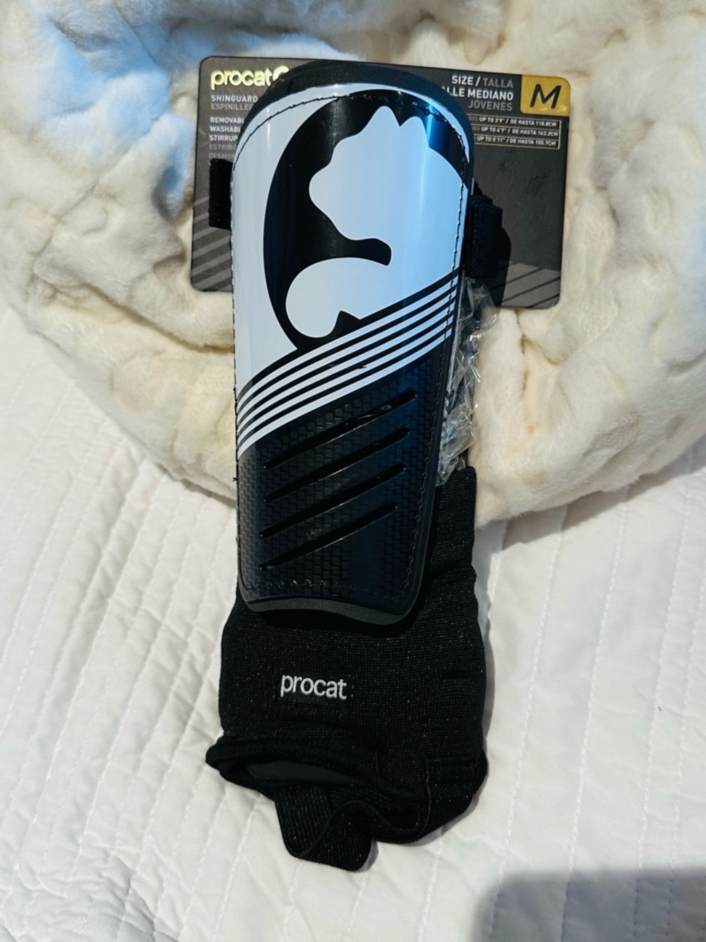 PUMA Medium Procat Shinguard & Ankle Sock Youth up to 4' 7" NEW retail $19